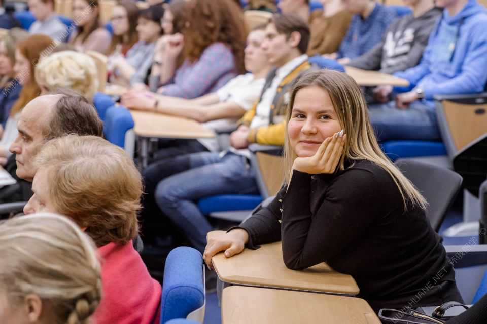   学生喜欢什么样的校长