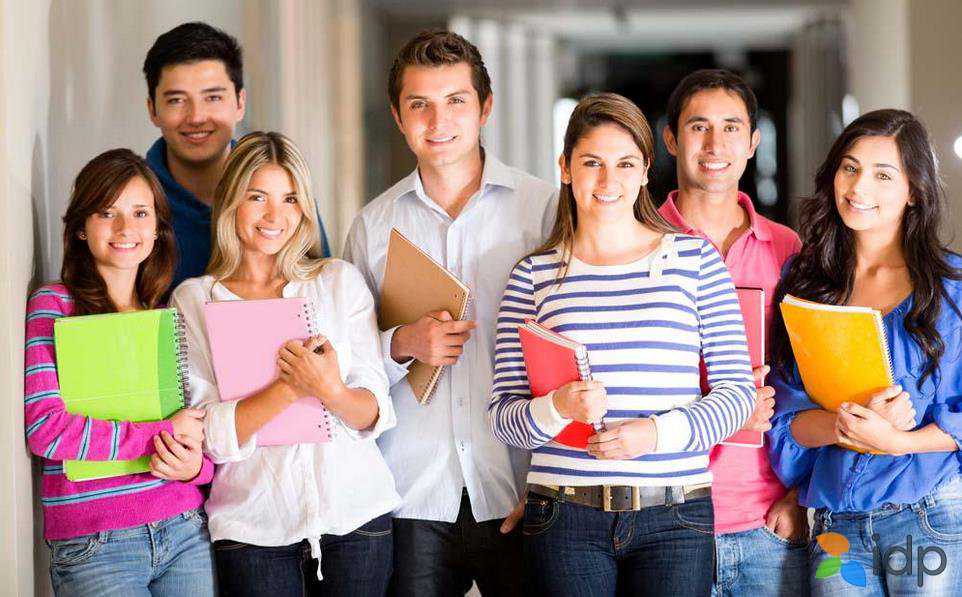   雷军小米印度发布会秀英文 王思聪称别出国丢脸后道歉