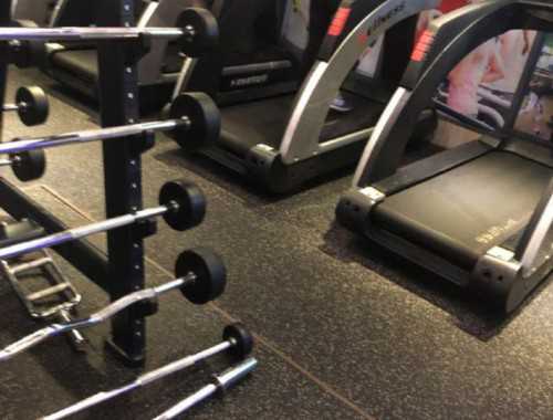 赛前的最后阶段深蹲计划